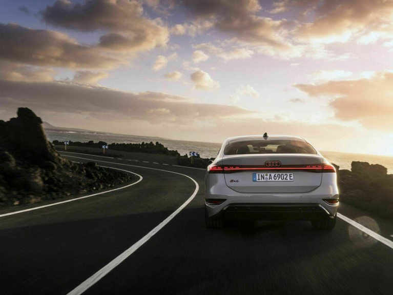 semi automated driving