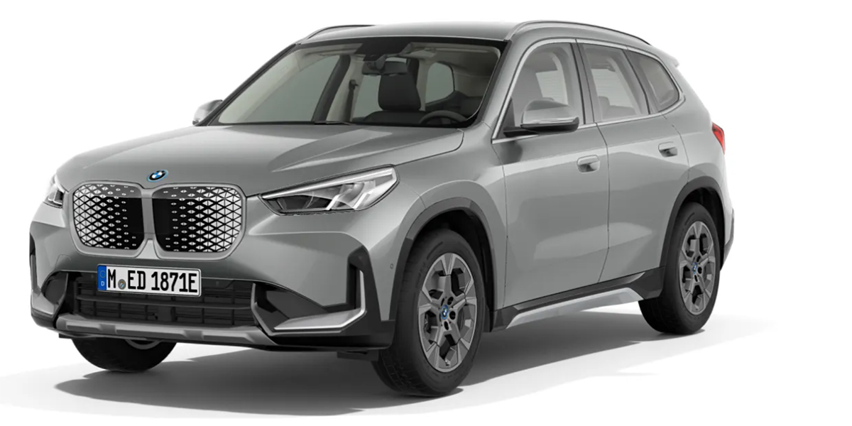 BMW_iX1_xLine_Quarter