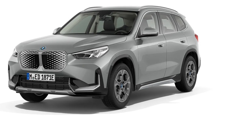 BMW_iX1_xLine_Quarter