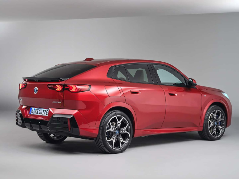 Side and backend design