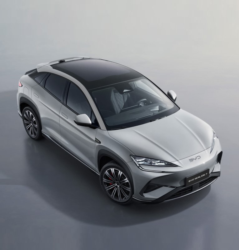 BYD Sealion 7