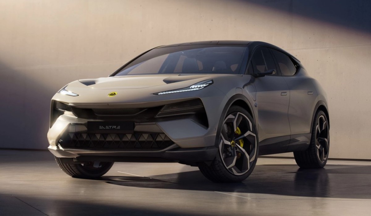 vs lotus eletre 1200px