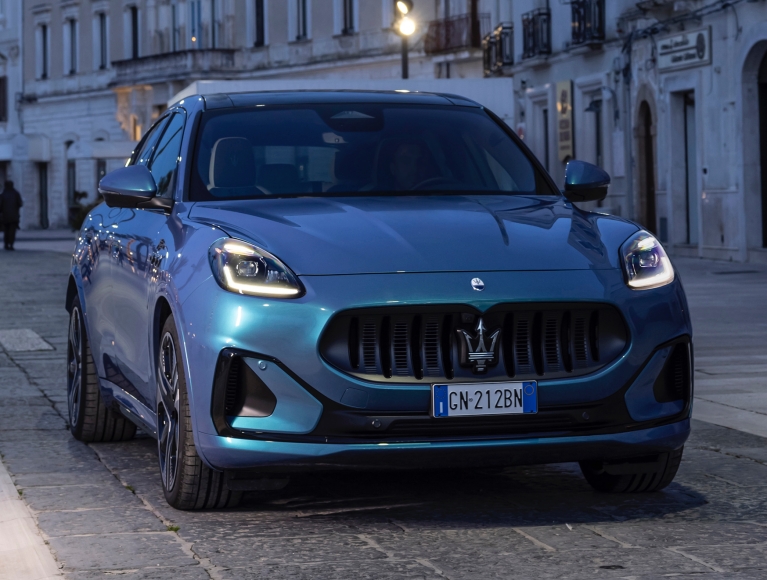 active blind spot assist