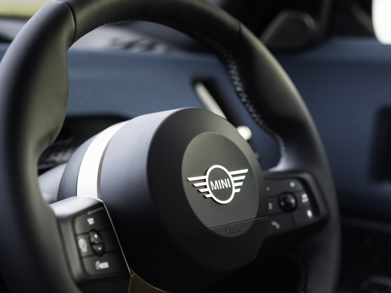 safety_semi auto driving