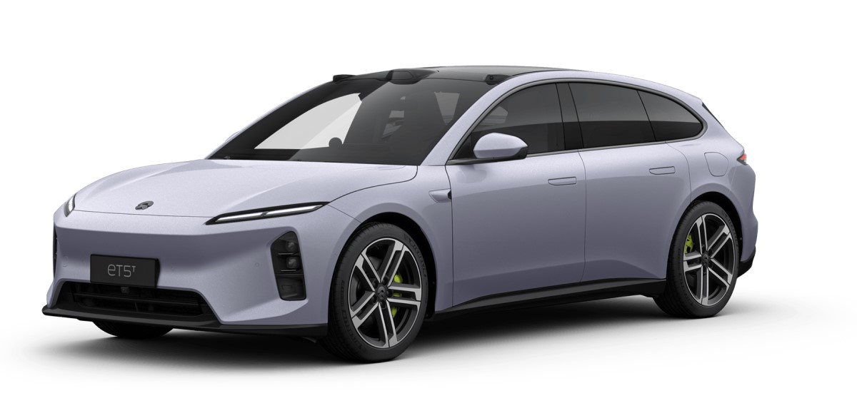 new et5t studio front