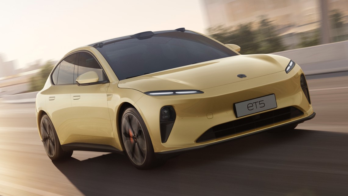 NIO ET5