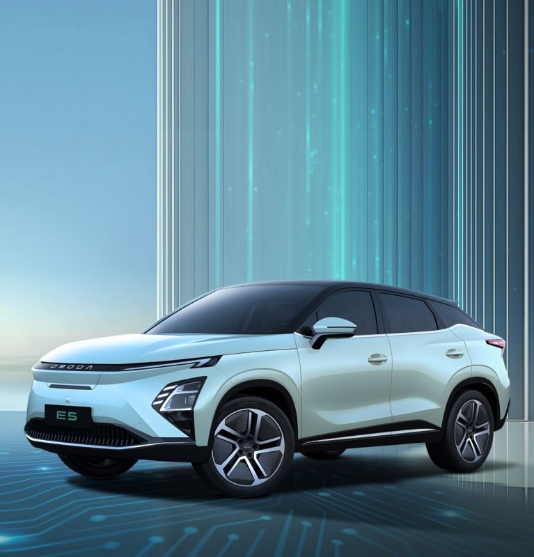 Omoda E5