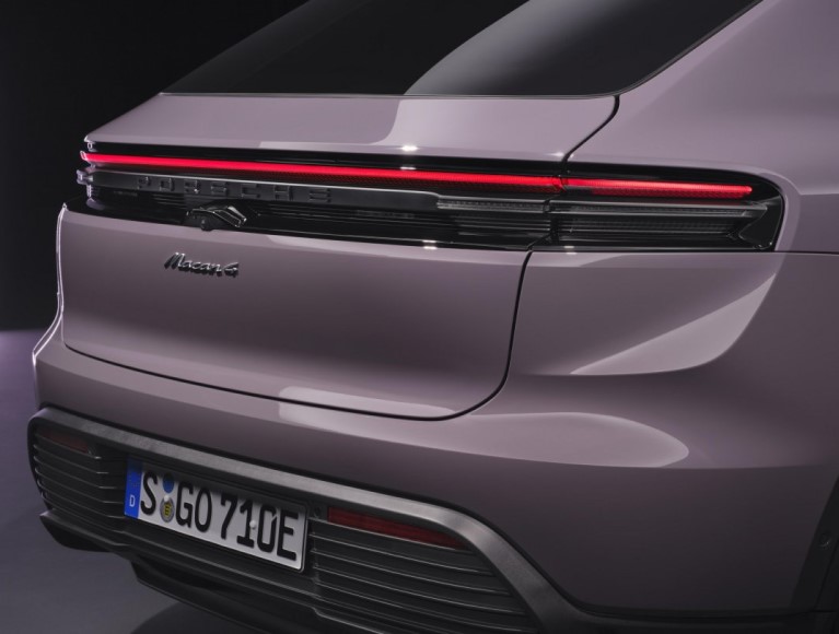 Focus on the Rear End