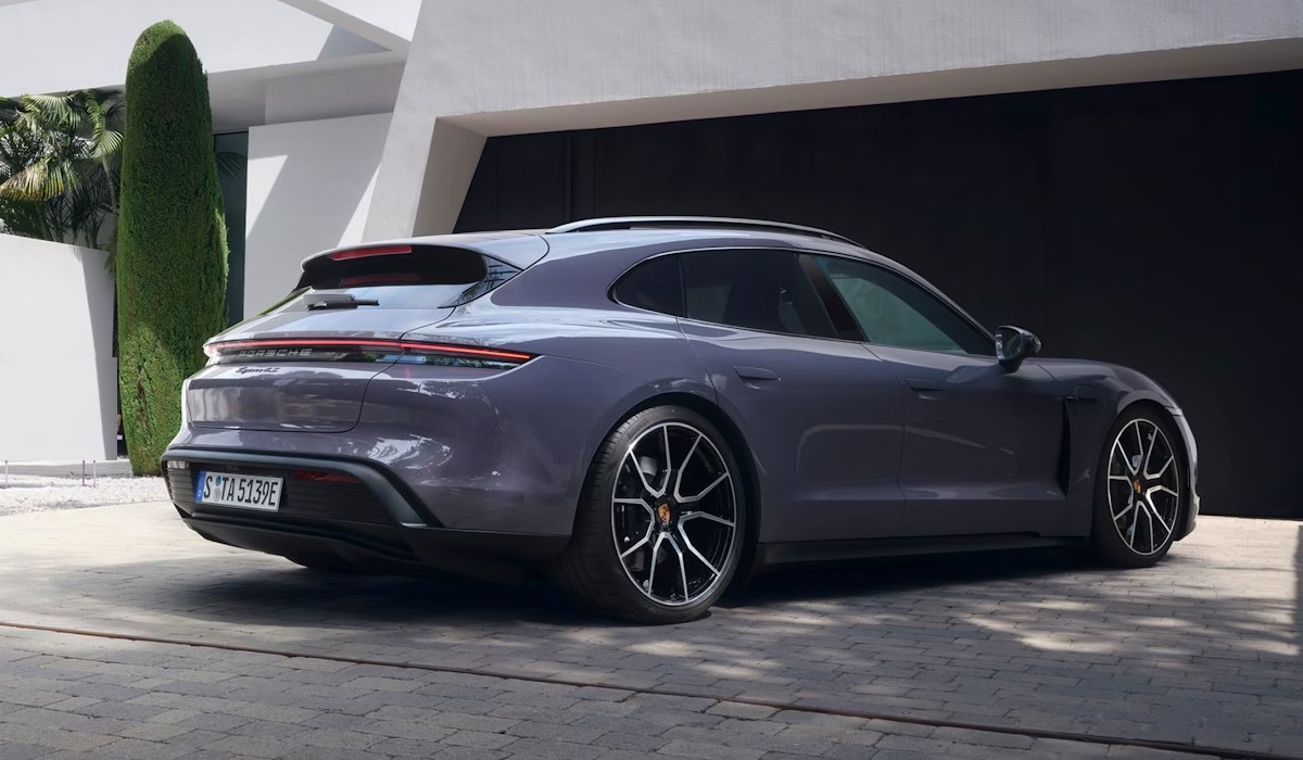 porsche taycan sport turismo rear 1200px