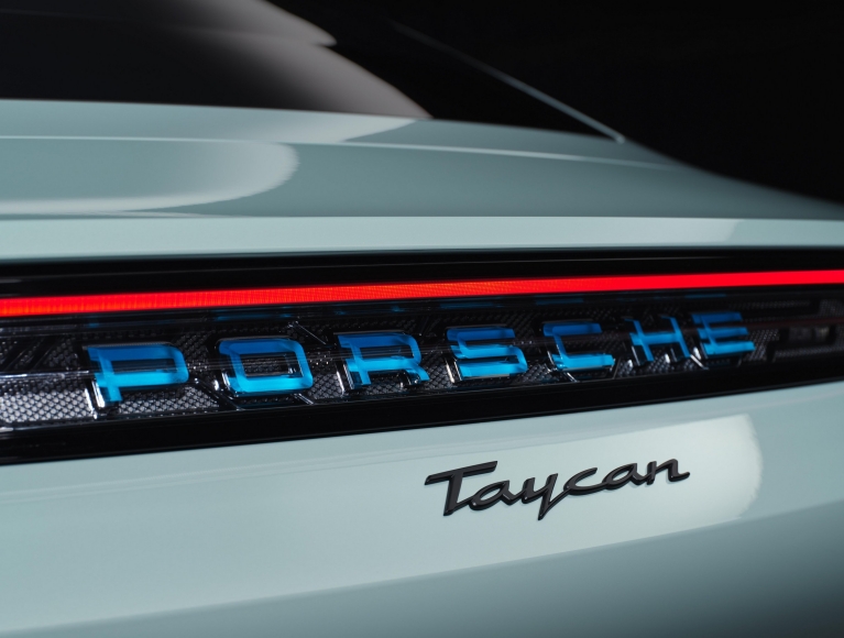 Porsche Taycan tail light 1