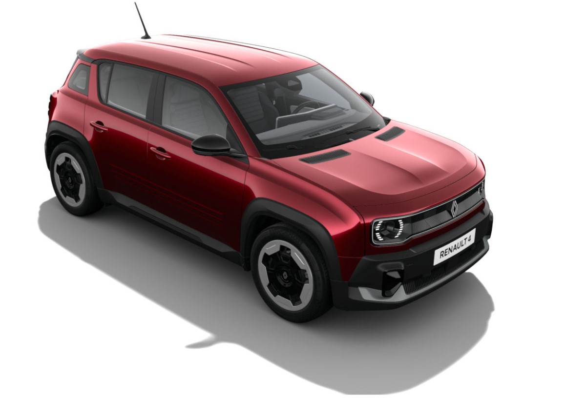 renault 4 iconic studio front