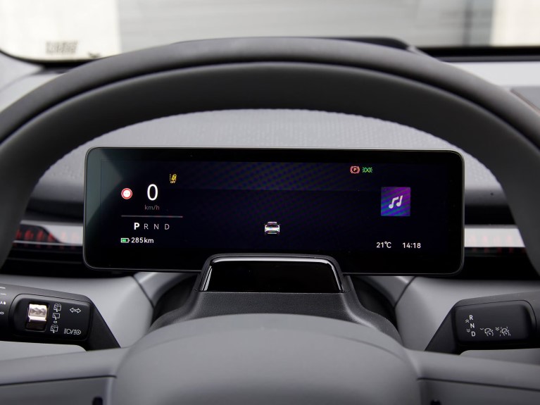 Zeekr X intelligence hardware