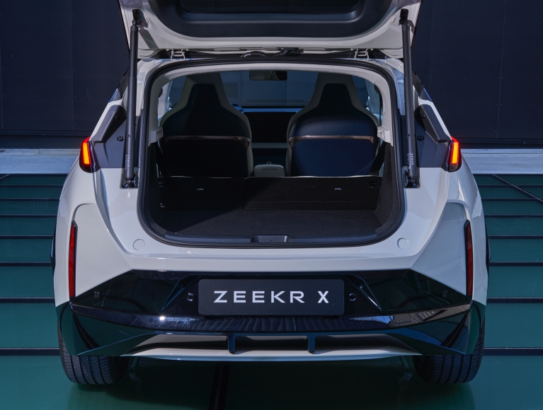 Zeekr X storage